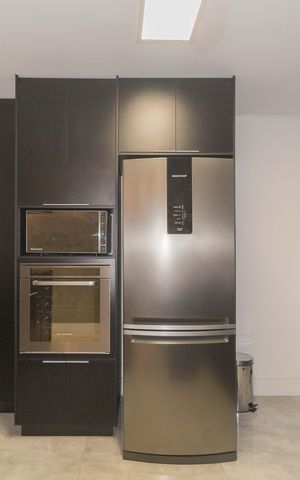 Casa de condomínio à venda com 180m², 3 quartos e 2 vagas Casa de condomínio à venda com 180m², 3 quartos e 2 vagasCozinha