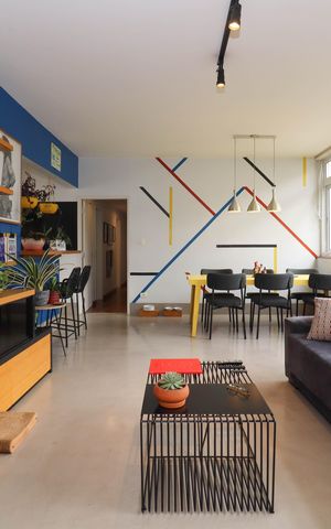 Apartamento para alugar com 140m², 3 quartos e 1 vaga Apartamento para alugar com 140m², 3 quartos e 1 vagaSala