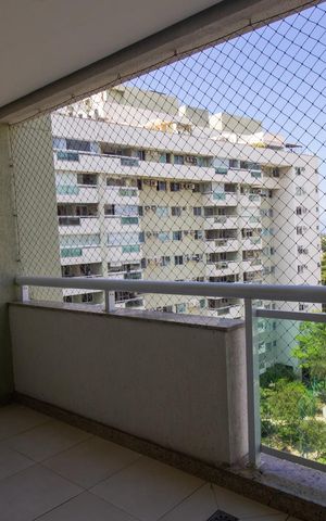 Apartamento à venda com 70m², 2 quartos e 1 vaga Apartamento à venda com 70m², 2 quartos e 1 vagaVaranda