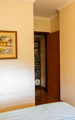 Casa à venda com 356m², 4 quartos e 4 vagasSuíte 4