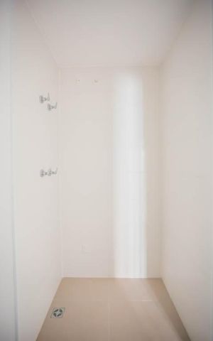 Studio à venda com 27m², 1 quarto e sem vaga Studio à venda com 27m², 1 quarto e sem vagaBanheiro