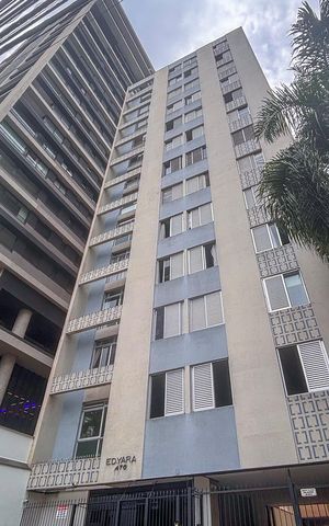 Apartamento para alugar com 117m², 3 quartos e 1 vaga Apartamento para alugar com 117m², 3 quartos e 1 vagaFachada