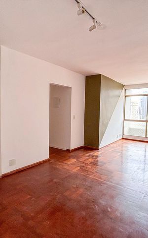 Apartamento para alugar com 117m², 3 quartos e 1 vaga Apartamento para alugar com 117m², 3 quartos e 1 vagaSala