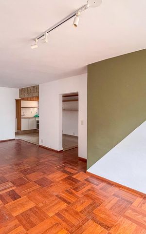 Apartamento para alugar com 117m², 3 quartos e 1 vaga Apartamento para alugar com 117m², 3 quartos e 1 vagaSala