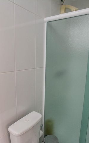 Casa à venda com 274m², 4 quartos e 4 vagas Casa à venda com 274m², 4 quartos e 4 vagasBanheiro da Suíte 1Banheiro da Suíte 1