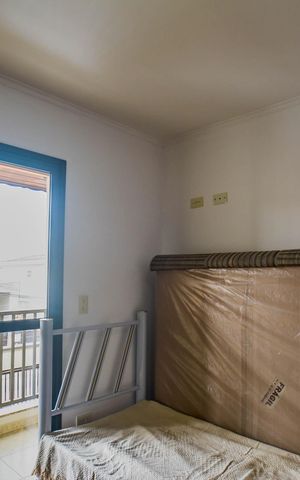 Casa à venda com 274m², 4 quartos e 4 vagas Casa à venda com 274m², 4 quartos e 4 vagasQuarto 2
