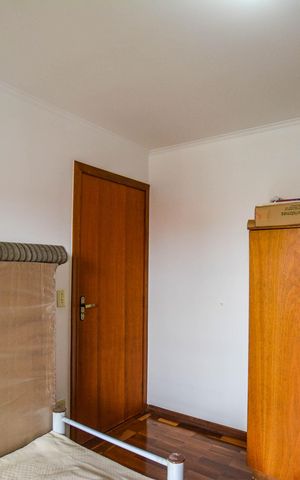Casa à venda com 274m², 4 quartos e 4 vagas Casa à venda com 274m², 4 quartos e 4 vagasQuarto 2