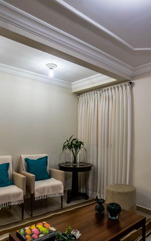 Casa à venda com 274m², 4 quartos e 4 vagas Casa à venda com 274m², 4 quartos e 4 vagasSala