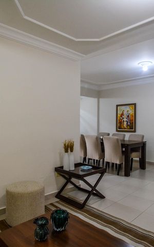 Casa à venda com 274m², 4 quartos e 4 vagas Casa à venda com 274m², 4 quartos e 4 vagasSala