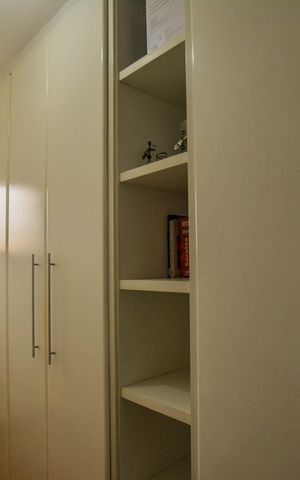 Casa à venda com 274m², 4 quartos e 4 vagas Casa à venda com 274m², 4 quartos e 4 vagasSuíte 1