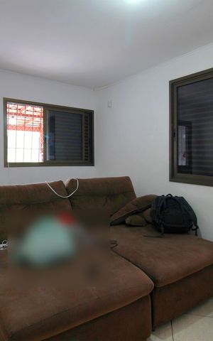 Casa à venda com 164m², 3 quartos e 8 vagasSala