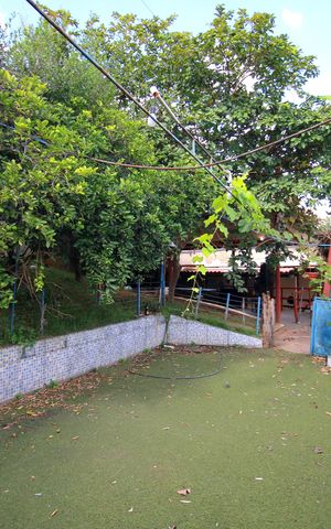 Casa à venda com 164m², 3 quartos e 8 vagasQuintal