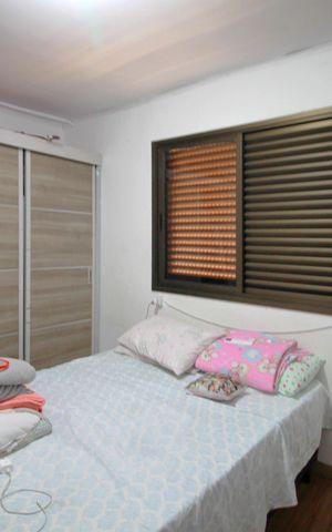 Casa à venda com 164m², 3 quartos e 8 vagasQuarto 2