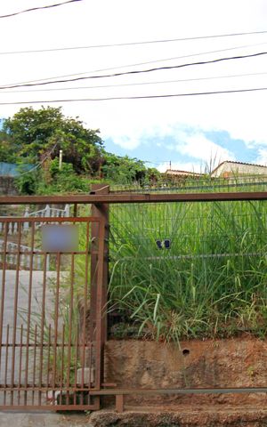 Casa à venda com 164m², 3 quartos e 8 vagasFachada