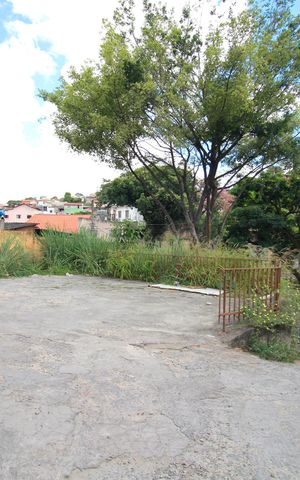 Casa à venda com 164m², 3 quartos e 8 vagasGaragem