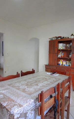 Casa à venda com 164m², 3 quartos e 8 vagasSala de Jantar