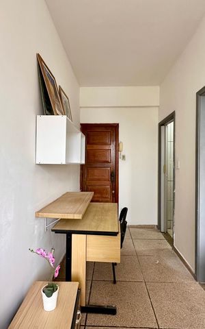 Apartamento à venda com 42m², 1 quarto e sem vaga Apartamento à venda com 42m², 1 quarto e sem vagaSala