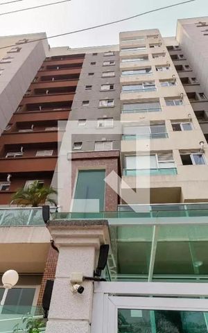 Apartamento à venda com 62m², 2 quartos e 2 vagas Apartamento à venda com 62m², 2 quartos e 2 vagasFachada