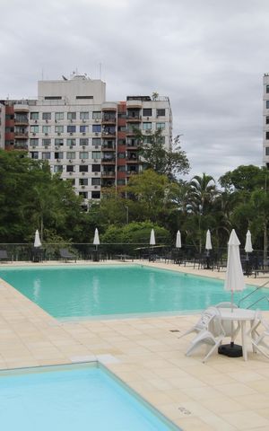 Apartamento para alugar com 88m², 3 quartos e 1 vagaÁrea comum - Piscina