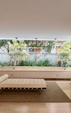 Apartamento para alugar com 120m², 2 quartos e 1 vaga Apartamento para alugar com 120m², 2 quartos e 1 vagaHall de entrada