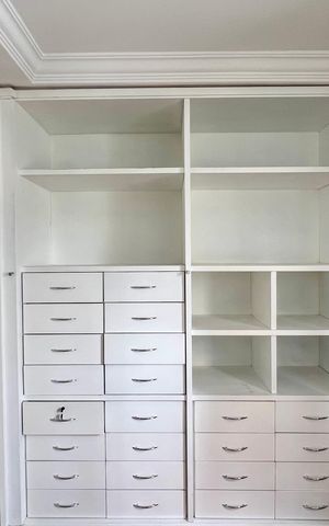 Apartamento para alugar com 120m², 2 quartos e 1 vaga Apartamento para alugar com 120m², 2 quartos e 1 vagaCloset da Suíte
