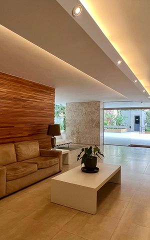 Apartamento para alugar com 120m², 2 quartos e 1 vaga Apartamento para alugar com 120m², 2 quartos e 1 vagaHall de entrada