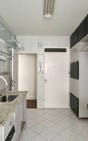Apartamento para alugar com 120m², 2 quartos e 1 vaga Apartamento para alugar com 120m², 2 quartos e 1 vagaCozinha