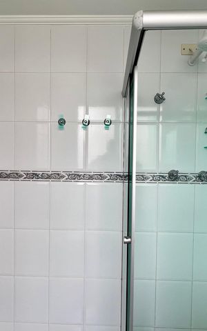 Apartamento para alugar com 120m², 2 quartos e 1 vaga Apartamento para alugar com 120m², 2 quartos e 1 vagaBanheiro da Suíte