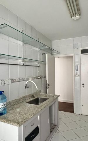 Apartamento para alugar com 120m², 2 quartos e 1 vaga Apartamento para alugar com 120m², 2 quartos e 1 vagaCozinha
