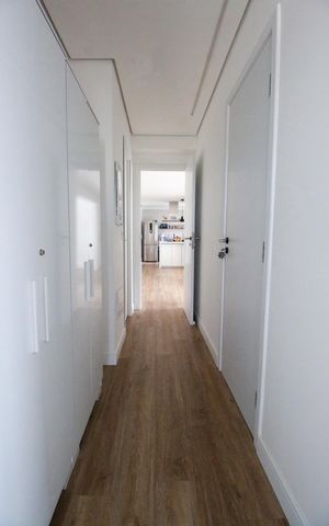 Apartamento à venda com 94m², 3 quartos e 2 vagas Apartamento à venda com 94m², 3 quartos e 2 vagasCorredor