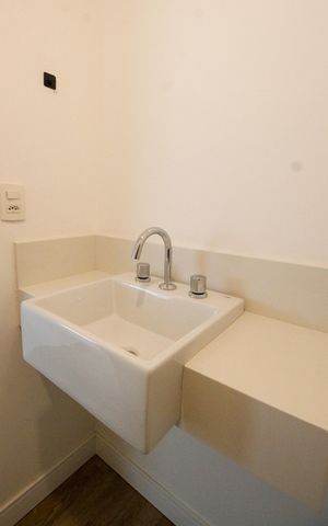 Apartamento à venda com 94m², 3 quartos e 2 vagasLavabo