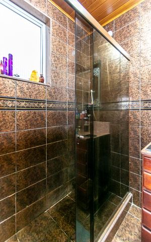 Apartamento à venda com 83m², 2 quartos e 1 vaga Apartamento à venda com 83m², 2 quartos e 1 vagaBanheiro da Suíte