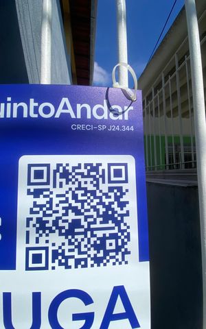 Casa à venda com 230m², 5 quartos e 1 vaga Casa à venda com 230m², 5 quartos e 1 vagaPlaca