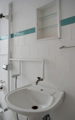 Apartamento para alugar com 72m², 2 quartos e sem vagaBanheiro