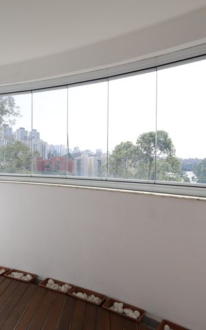 Apartamento à venda com 84m², 2 quartos e 2 vagasVaranda da Sala