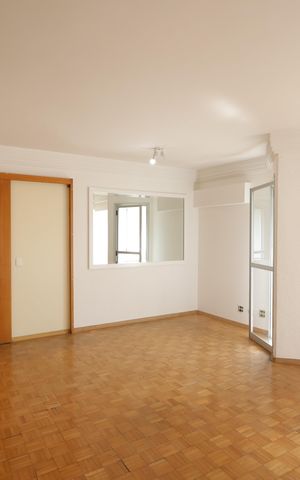 Apartamento à venda com 84m², 2 quartos e 2 vagasSala