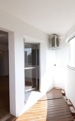 Apartamento à venda com 84m², 2 quartos e 2 vagasVaranda da Sala