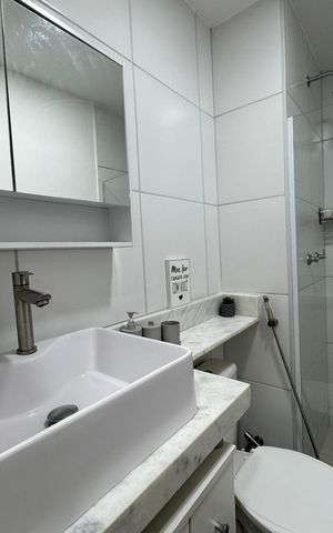 Apartamento à venda com 50m², 2 quartos e 1 vaga Apartamento à venda com 50m², 2 quartos e 1 vagaBanheiro Social