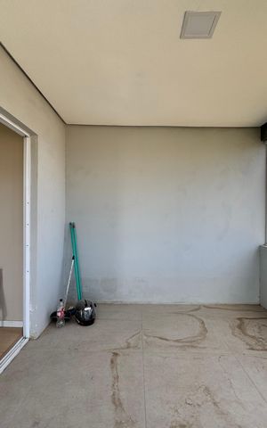Casa à venda com 230m², 3 quartos e 2 vagas Casa à venda com 230m², 3 quartos e 2 vagasSacada/Suíte 1