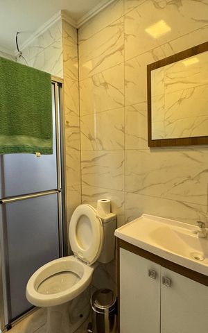Casa à venda com 230m², 3 quartos e 2 vagas Casa à venda com 230m², 3 quartos e 2 vagasBanheiro/ Suíte 2