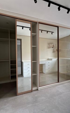 Casa à venda com 230m², 3 quartos e 2 vagas Casa à venda com 230m², 3 quartos e 2 vagasSuíte 1