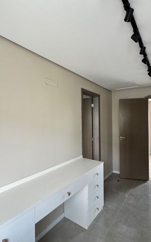 Casa à venda com 230m², 3 quartos e 2 vagas Casa à venda com 230m², 3 quartos e 2 vagasSuíte 1