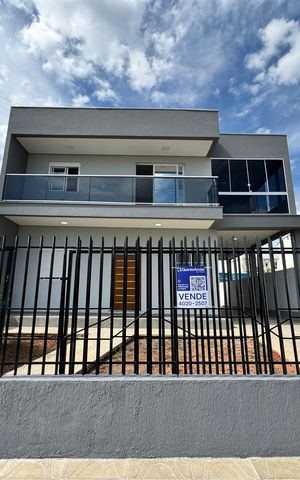 Casa à venda com 230m², 3 quartos e 2 vagas Casa à venda com 230m², 3 quartos e 2 vagasPlaquinha fachada instalada