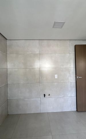 Casa à venda com 230m², 3 quartos e 2 vagas Casa à venda com 230m², 3 quartos e 2 vagasBanheiro da Suíte 1