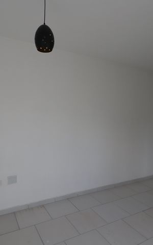 Apartamento para alugar com 80m², 2 quartos e 1 vagaSala
