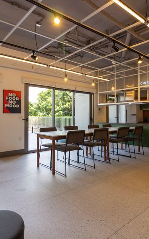 Studio para alugar com 27m², 1 quarto e sem vaga Studio para alugar com 27m², 1 quarto e sem vagaÁrea comum - Salão de festas