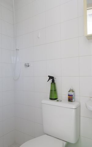 Apartamento à venda com 85m², 2 quartos e 2 vagasBanheiro de serviço
