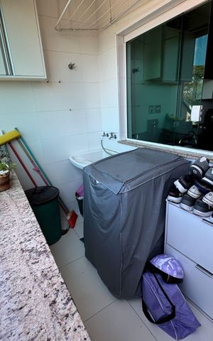 Casa à venda com 160m², 3 quartos e 2 vagas Casa à venda com 160m², 3 quartos e 2 vagasLavanderia