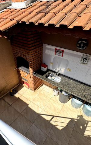 Casa à venda com 160m², 3 quartos e 2 vagas Casa à venda com 160m², 3 quartos e 2 vagasChurrasqueira