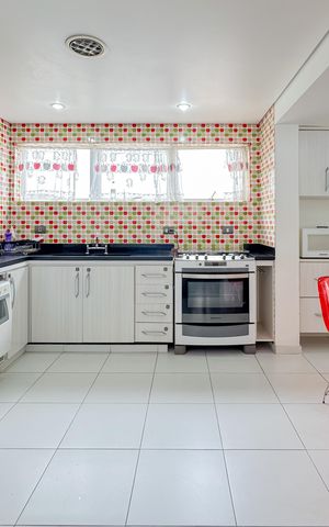 Apartamento à venda com 105m², 3 quartos e 1 vaga Apartamento à venda com 105m², 3 quartos e 1 vagaCozinha